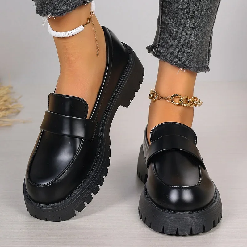 Women Shoes Japan - Sepatu Loafer Kulit PU Hitam Ukuran
