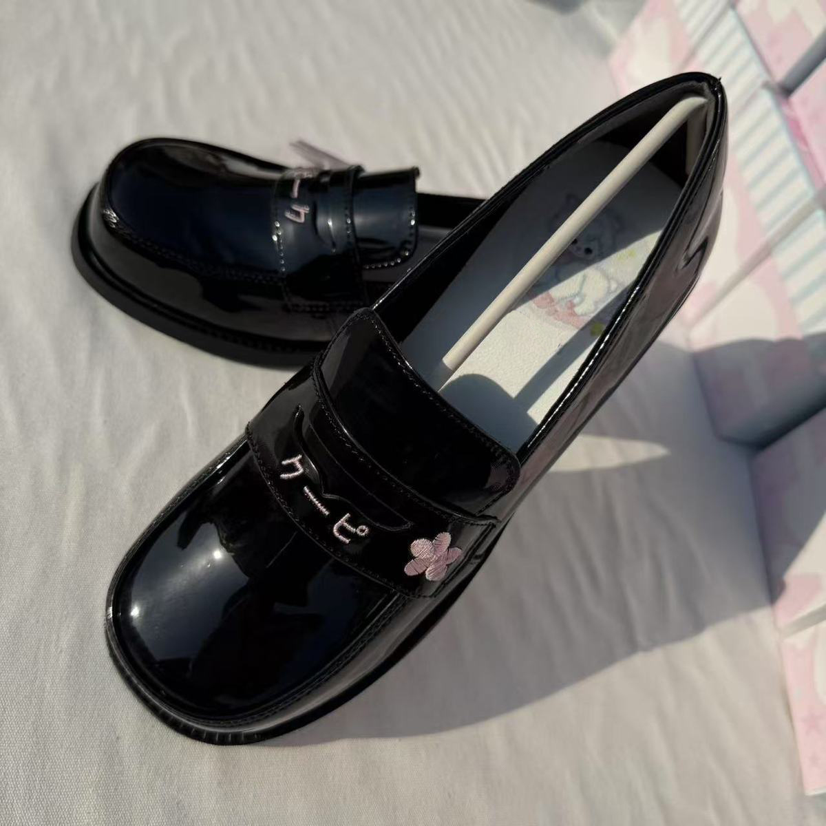 Sepatu Jahit Gaya Jepang yang  - Women Shoes Japan ulasan dan harga