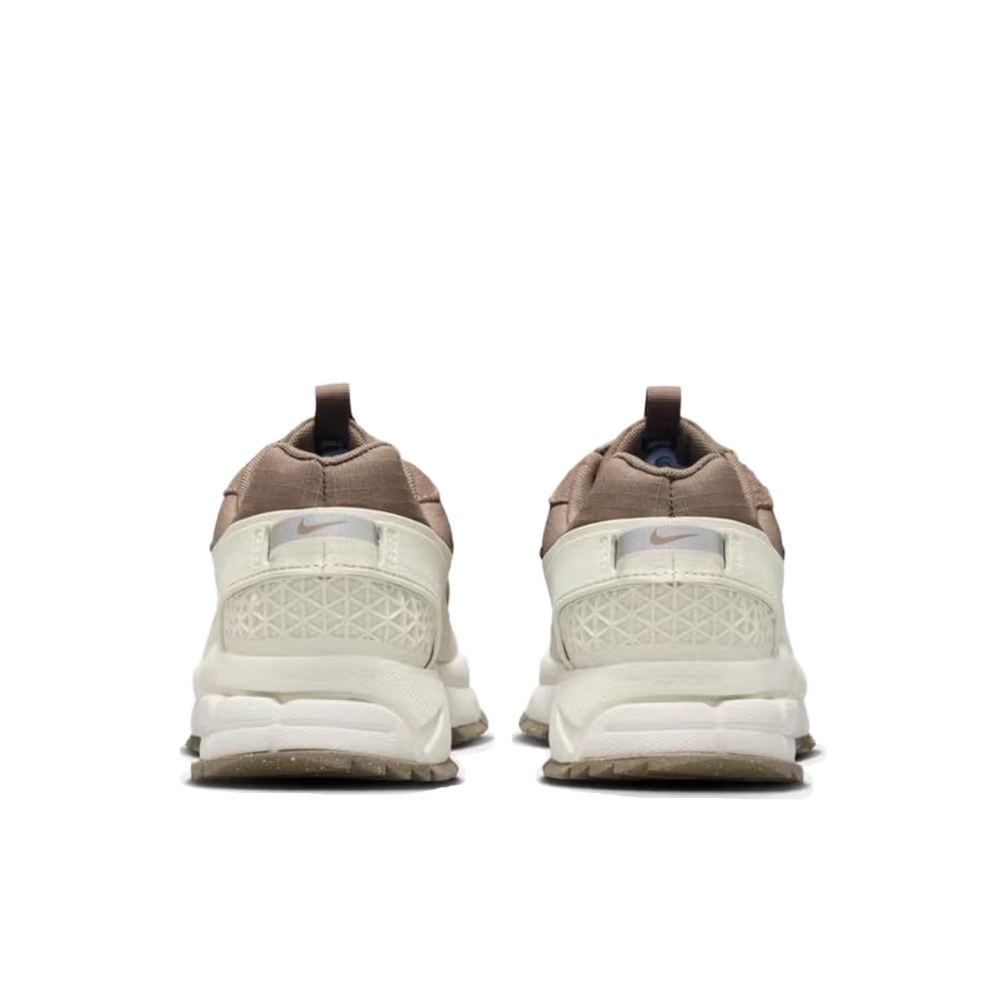 Nike Vomero 5 Roam Sepatu Lari - Women Shoes Running Nike ulasan dan harga