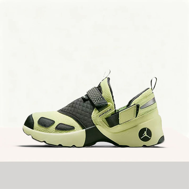 Nike Air Jordan Trunner LX Sep - Women Shoes Running Nike ulasan dan harga