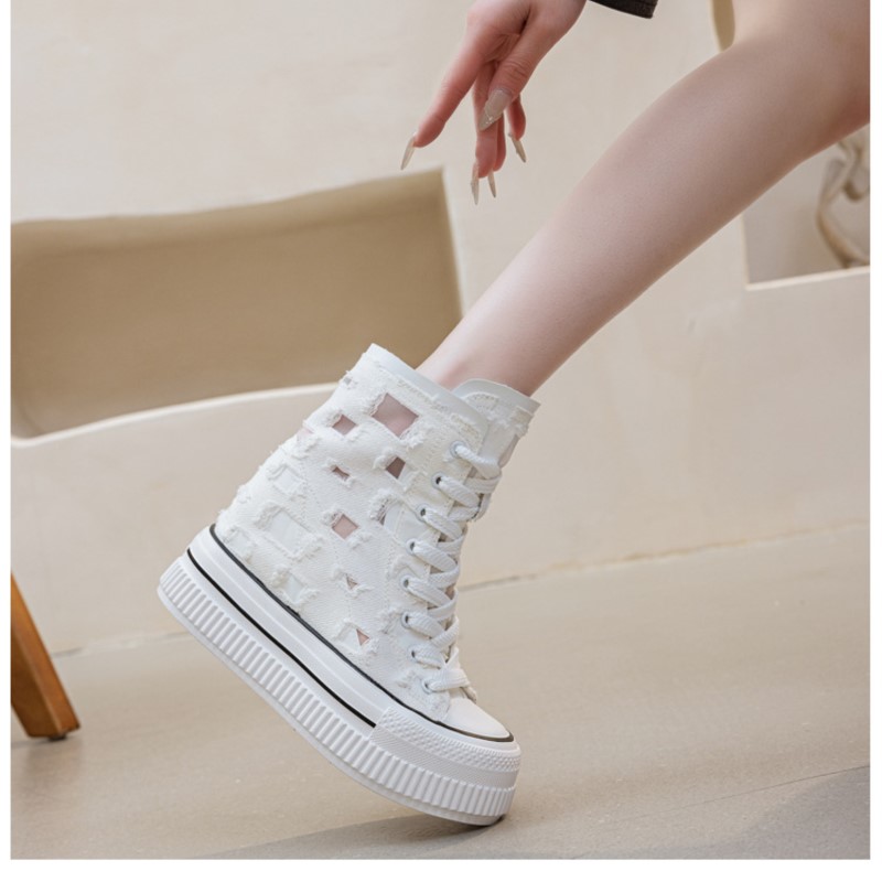 Sepatu Sneakers Wanita 2026 13 - Women Shoes Branded ulasan dan harga