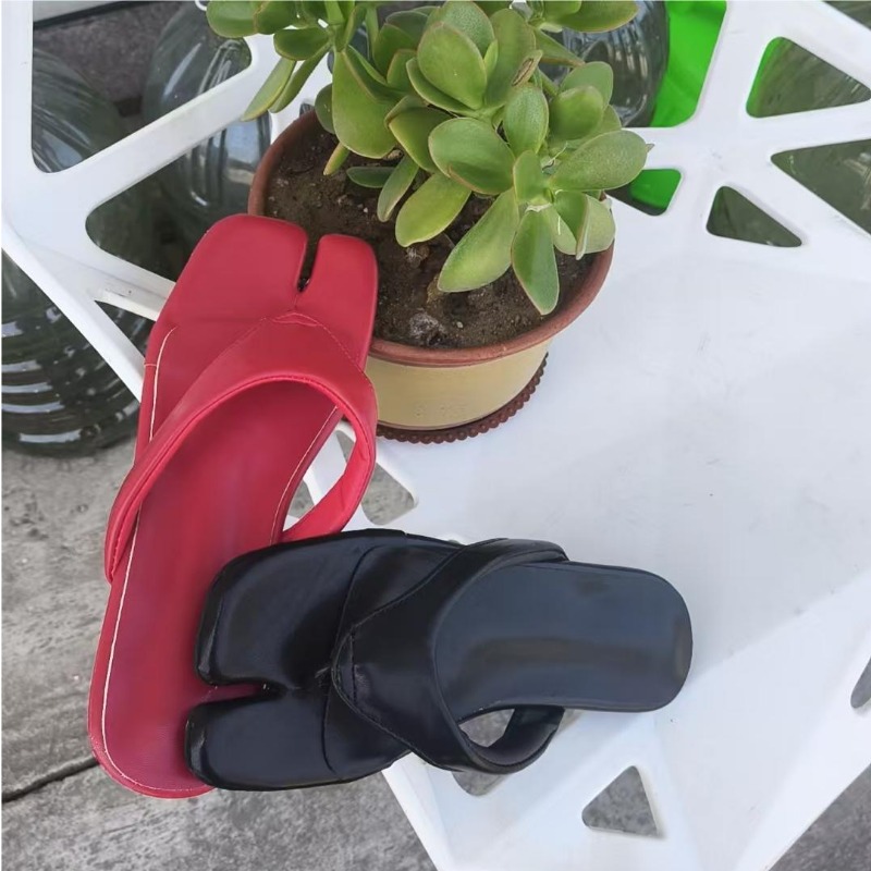 Sandal Bakiak Datar Jari Kaki  - Women'S Shoes Toms ulasan dan harga